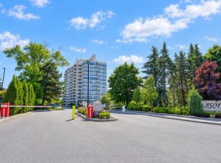 8501 Bayview Ave #606, Richmond Hill, ON L4B 3J7