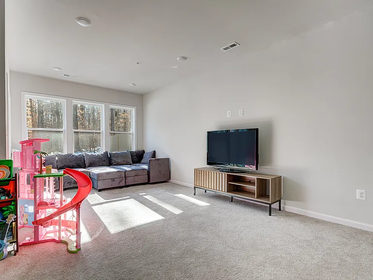 3344 Watershed Blvd — Photo 22