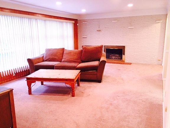 4th image of 7478 Kingsbury St