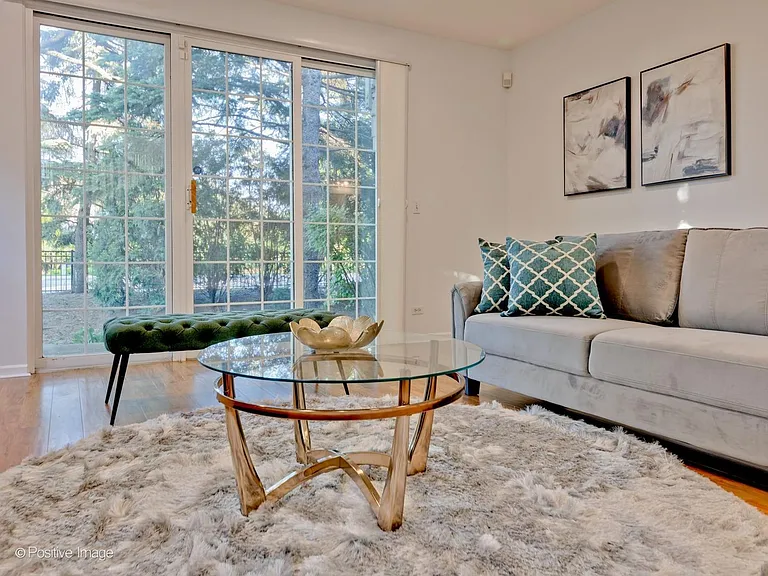 121 Commons Ct — Photo 34