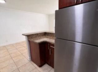 531 Banks Rd APT 2, Pompano Beach, FL 33063