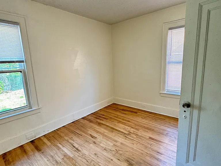 11043 Wilshire Dr — Photo 11