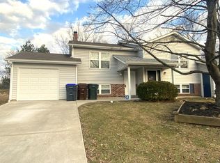 304 Della Dr, Saint Peters, MO 63376