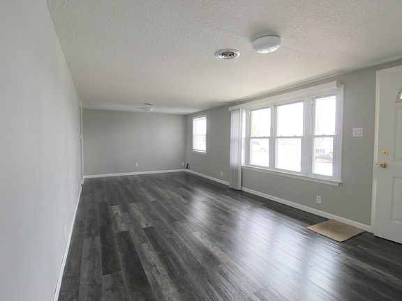 3rd image of 44 Jordan Dr