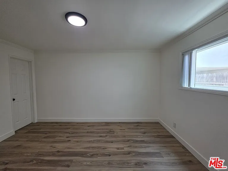 2400 Vanderbilt Ln #2400A — Photo 20