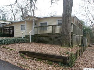 1508 Gordon St, Guntersville, AL 35976