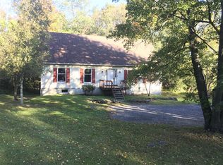 261 Cardinal Rd, Hyde Park, NY 12538