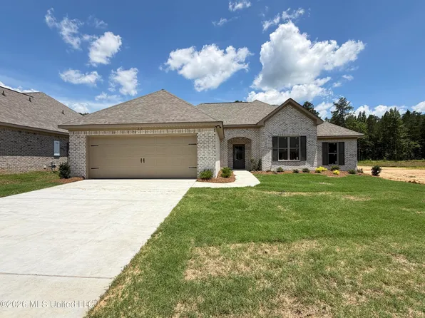 217 Anderson Oaks Dr, Pearl, MS 39208