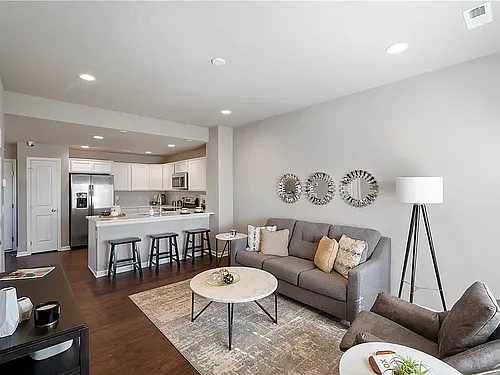 2316 Hazeltine Pl Photo 1