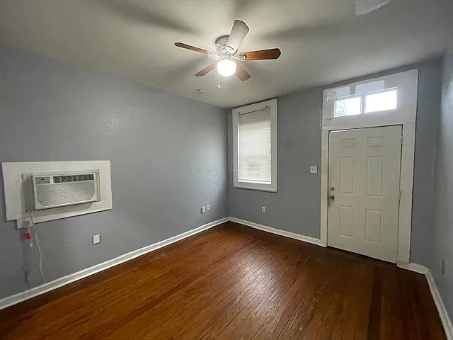 3437 Freret St — Photo 14