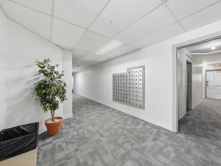 34 Kleisinger Cres — Photo 31