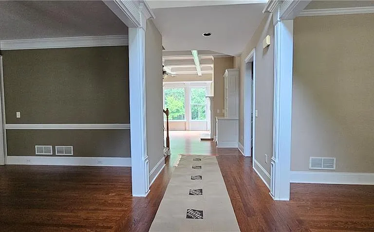 1450 Ashbury Park Dr — Photo 3