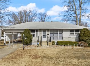 135 Saint Maurice Ln, Florissant, MO 63031
