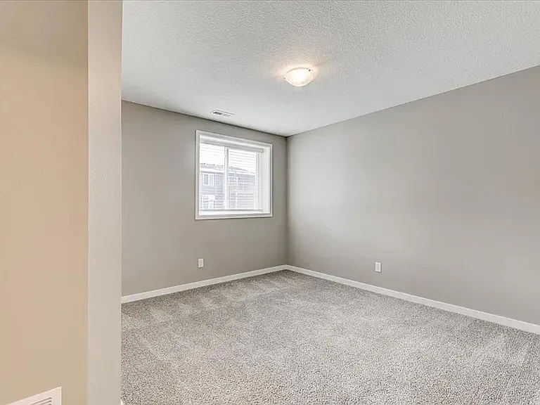 4009 NE 6th St — Photo 15