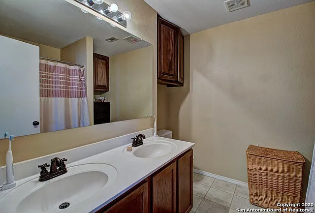 3906 Azalea Breeze — Photo 19