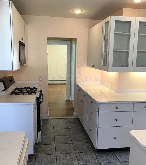 101 Heath St #2 — Photo 3