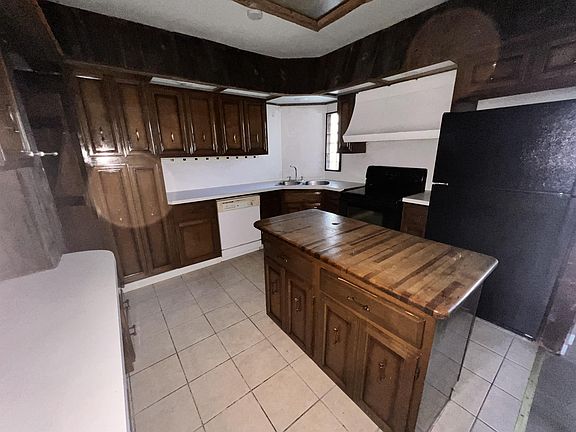 3rd image of 123-129 S Gilbert St #11200484