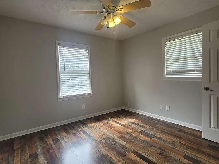 4641 Lucerne Valley Rd — Photo 13
