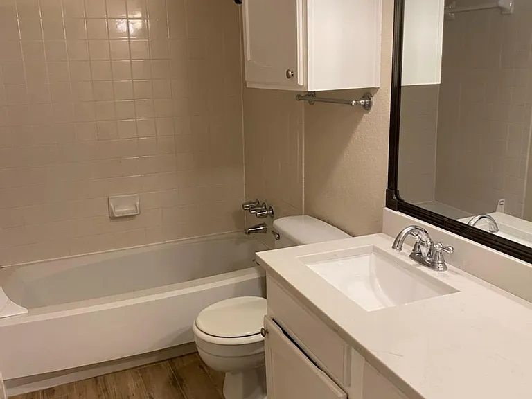 Upstairs bathroom