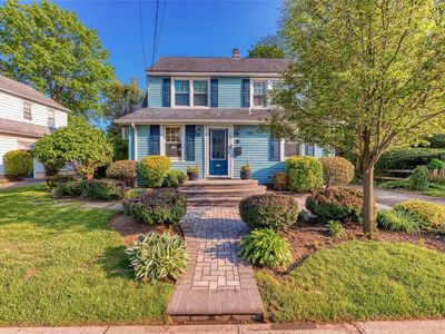 170 Castle Avenue, Westbury, NY, 11590