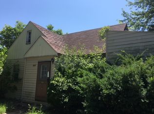 511 Woodmoor Dr, Round Lake Beach, IL