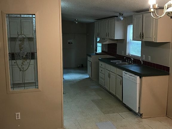 4th image of 9060 Silver Oak Ln