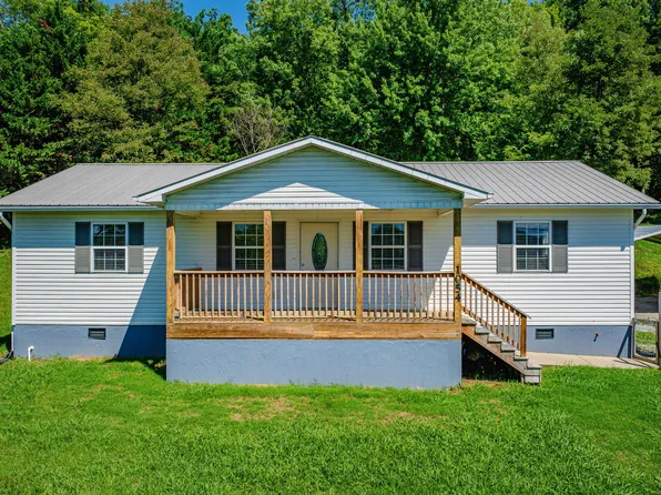1054 W Vann Rd, Greeneville, TN 37743