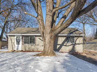 517 105th Ln NW, Coon Rapids, MN 55448
