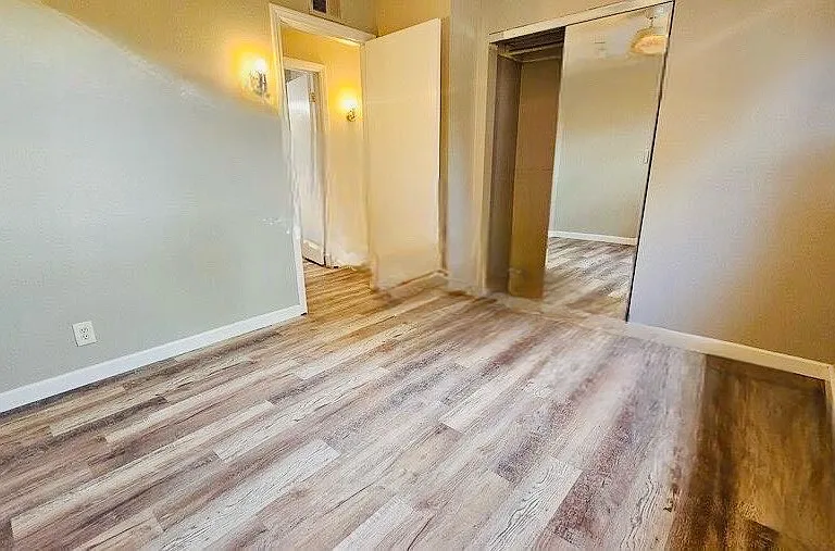614 Daisy St — Photo 15