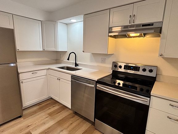 2nd image of 429 NW Thomas St #A