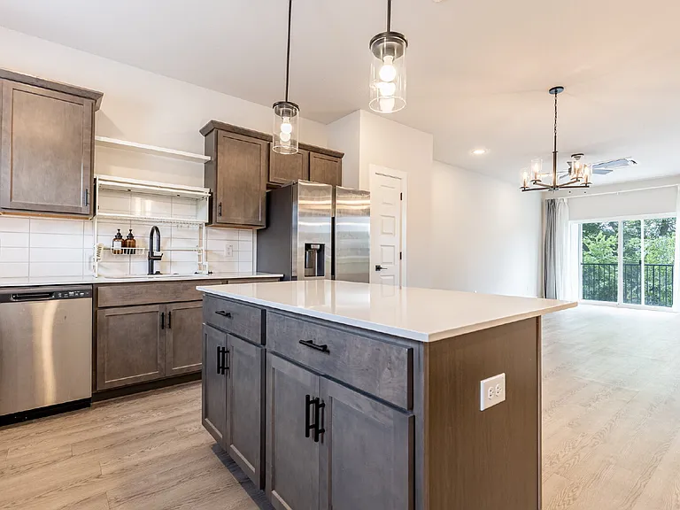 411 Ira Ave #2102 — Photo 10