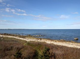 57 Gunning Point Ave, Falmouth, MA 02540