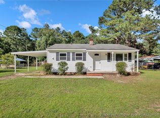 390 Wallace McLean Rd, Raeford, NC 28376