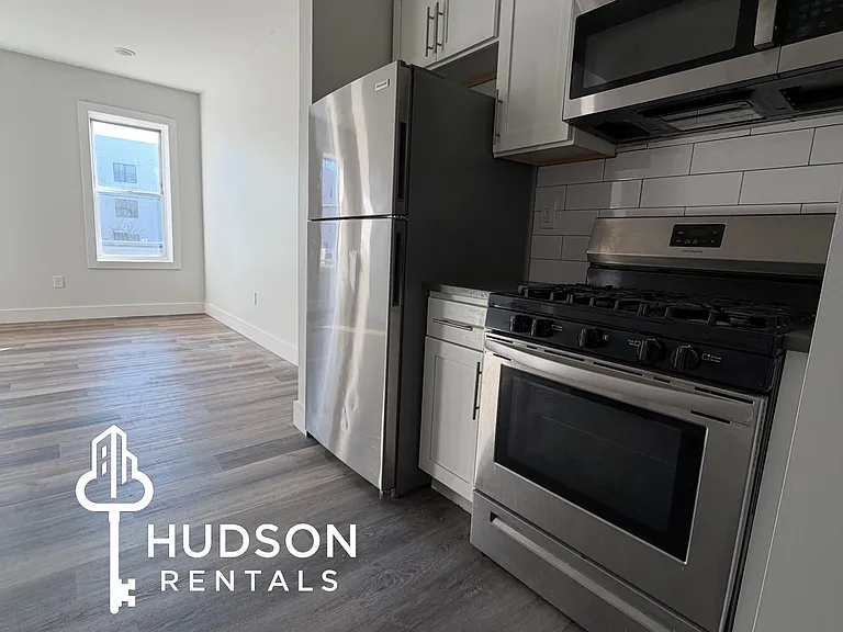 232 Bidwell Ave #35 — Photo 2