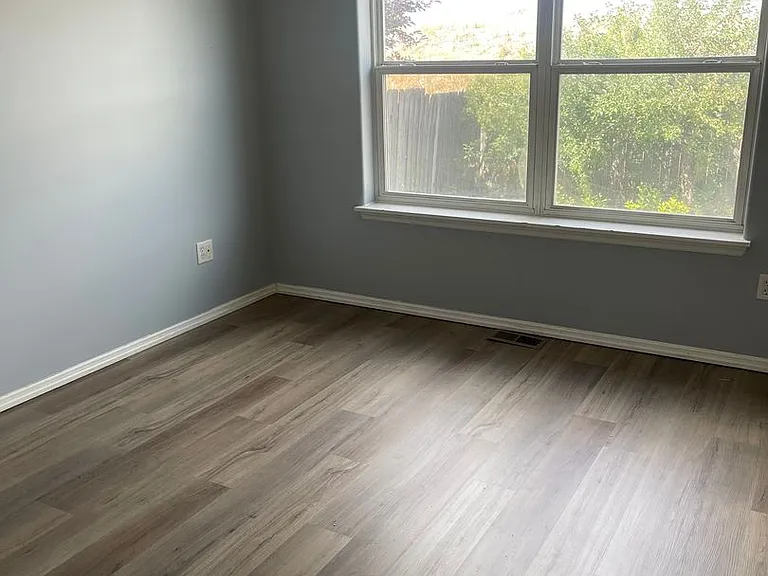 741 N River Rock Dr — Photo 10