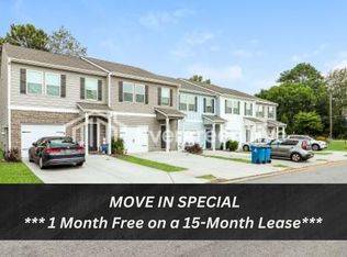 104 Village Green Dr, Adairsville, GA 30103