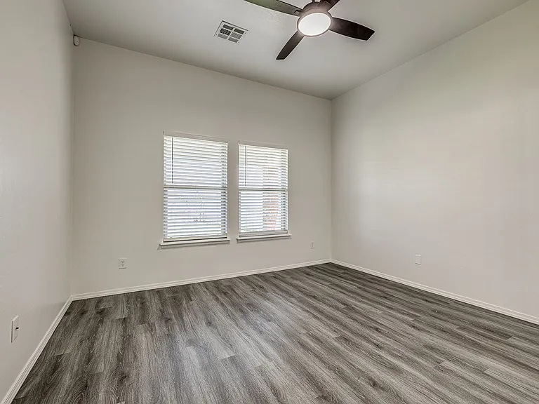 18304 Tambor Dr — Photo 13