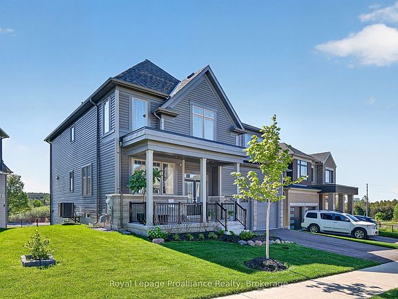4th image of 998 Trailsview Ave