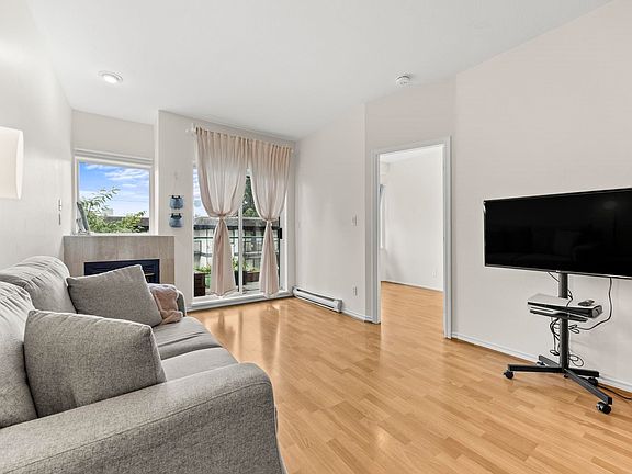 4th image of 177 W 5th St #104