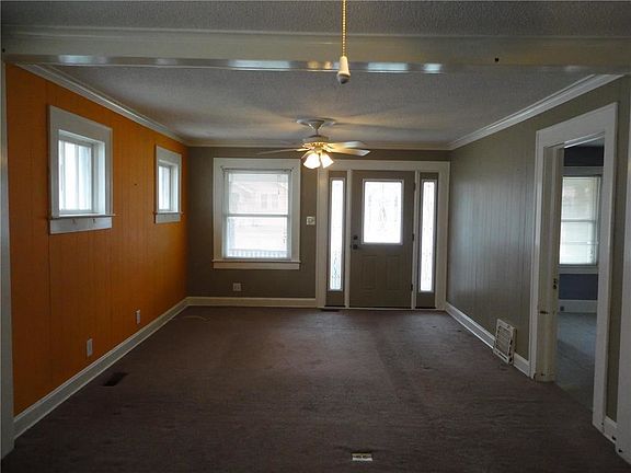 2nd image of 1910 Elizabeth Ave