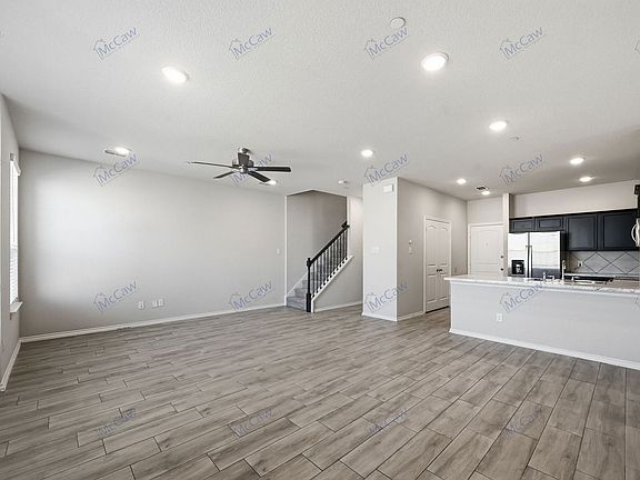 3rd image of 2824 Percheron Dr Building 25
