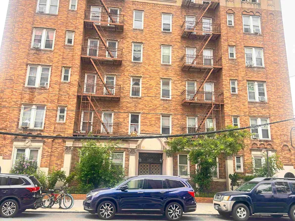 3620 Parsons Blvd, Flushing, NY