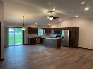 1016 Royal Blvd, Rice Lake, WI 54868