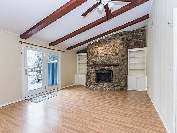 5th image of 2117 W Sacramento Dr