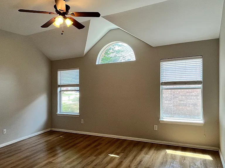 2109 Michelle Creek Dr — Photo 20