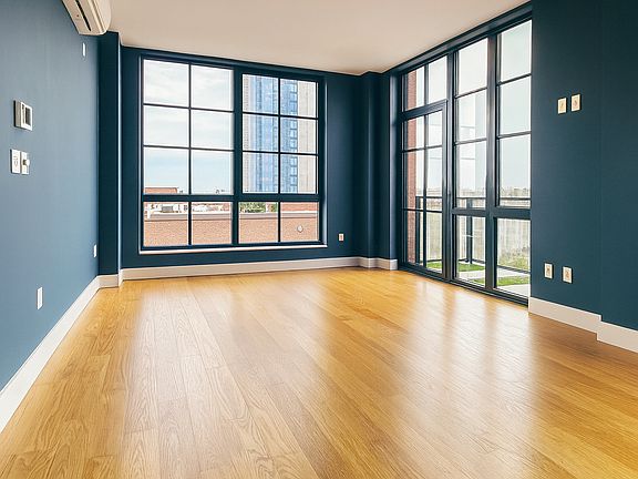 4th image of 2100 Bedford Ave #8C