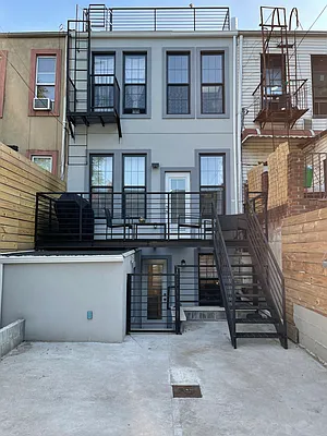 Rented by Compass | media 63