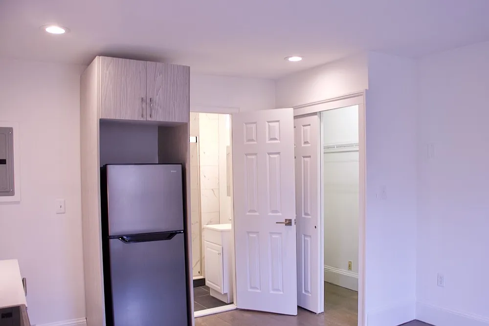 1 bed, 800 sqft, $3,200 — Photo 3