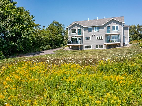 3rd image of 8 Shipmasters Cove Road #8