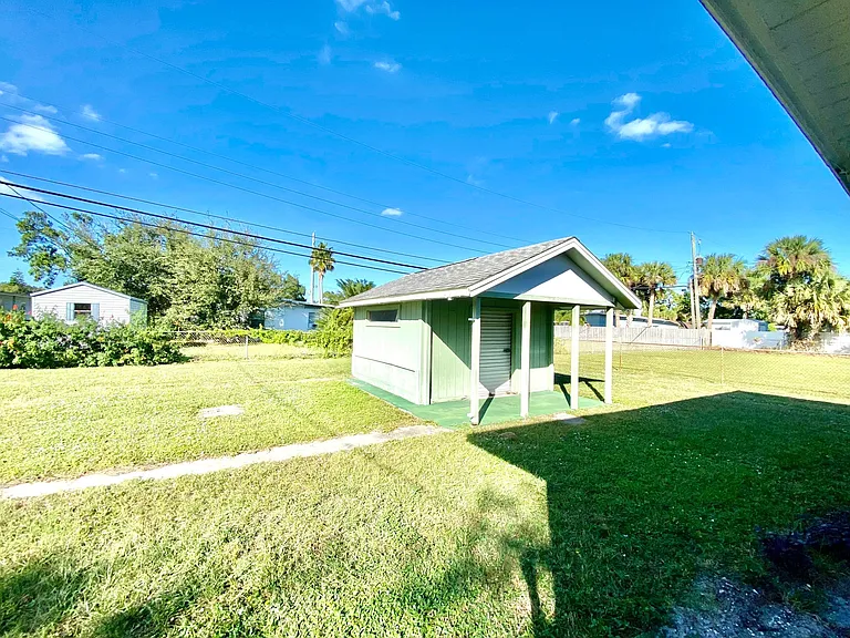 480 Alice Dr — Photo 14